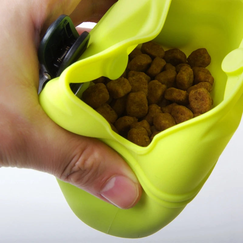 Magnetic Silicone Pet Treat Pouch - Hands-Free Training Bag