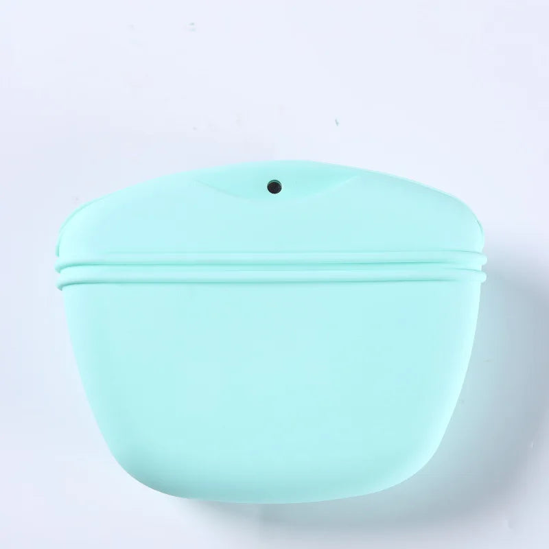 Magnetic Silicone Pet Treat Pouch - Hands-Free Training Bag